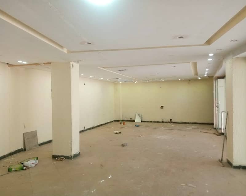 8 Marla Commercial Floor For Rent in Banker's Co-operative Society 9