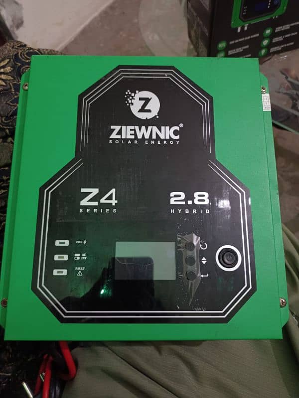 Ziewnic hybrid inverter 2.8 1