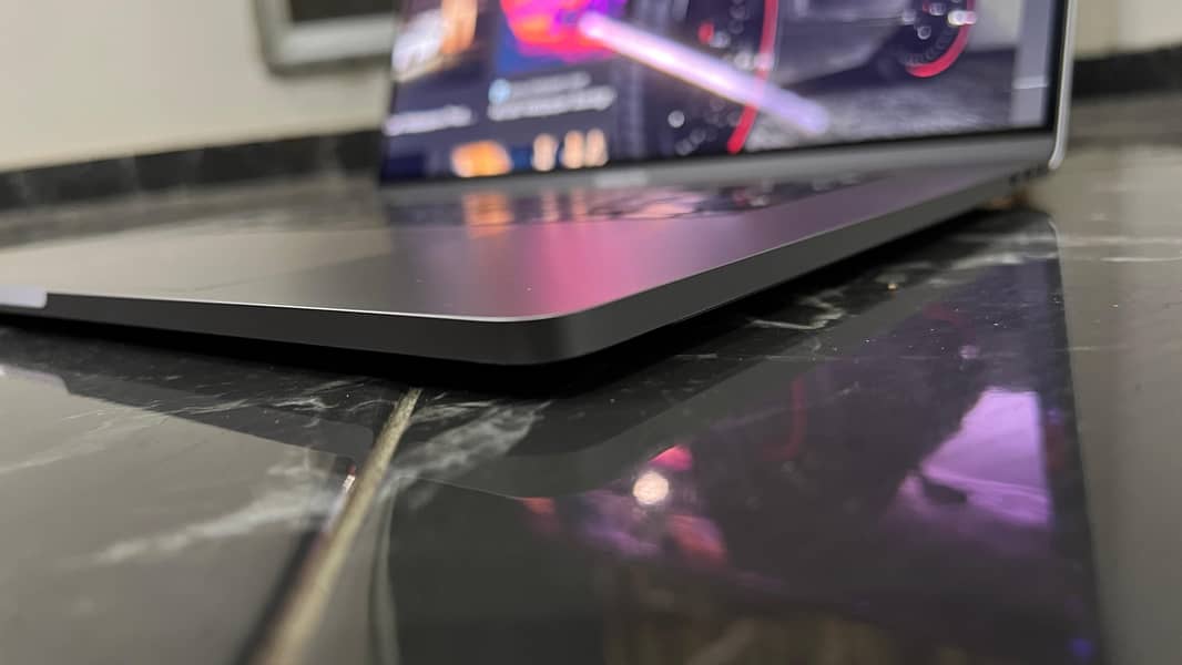 MacBook pro 2019, 16"inch 3