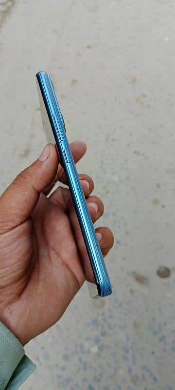 Infinix hot 20i 4