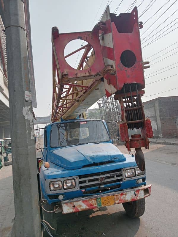 8 ton crane 7