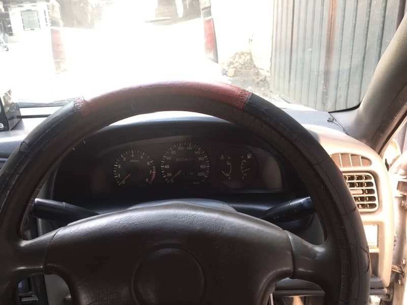 Suzuki Baleno 2004 7