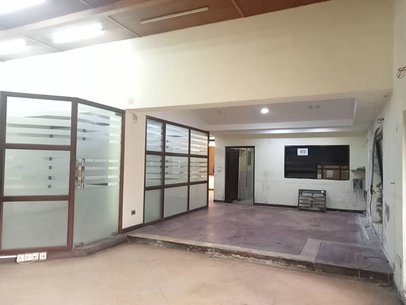 5000 SQFT OFFICE FOR RENT MM ALAM GULBERG TRYCONE ASKRI TOWER MALLOFLAHORE SHAHEEN CPMPLEX LAHORE 23