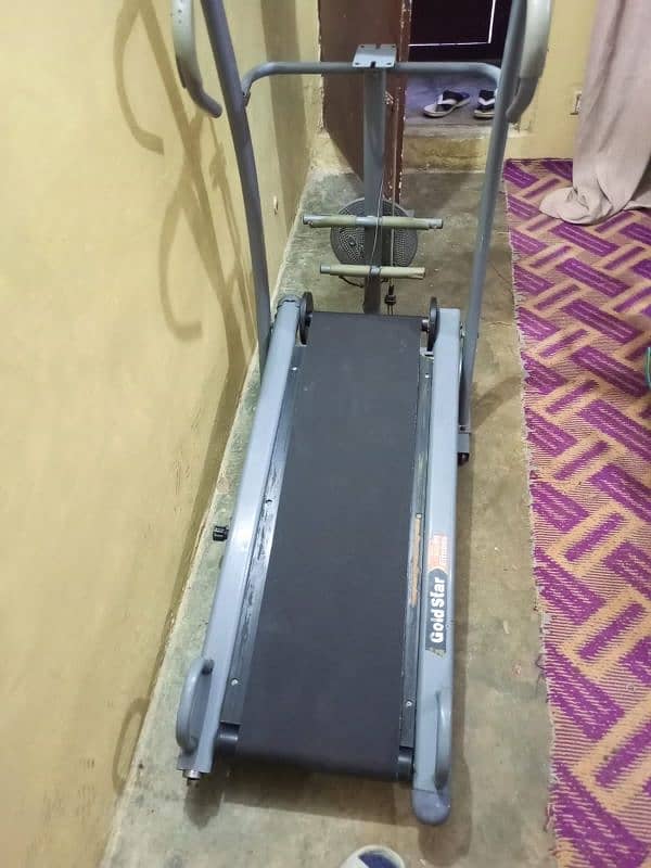 Treadmill Machine (Manual)  Gold Star Fitness USA 2