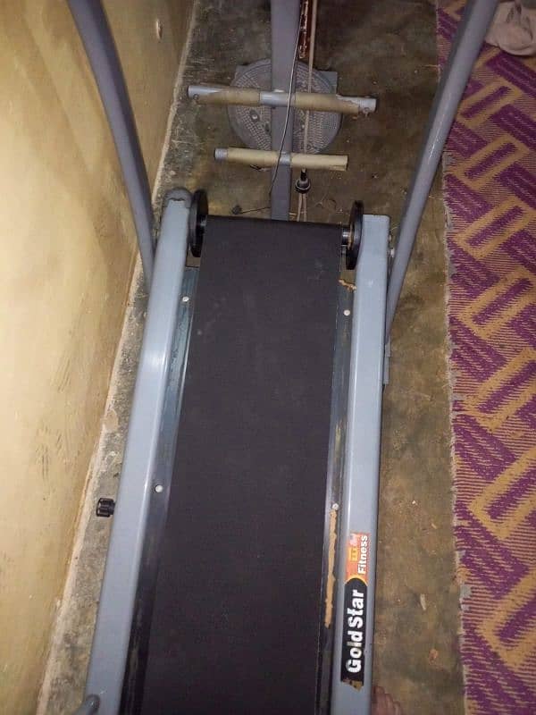 Treadmill Machine (Manual)  Gold Star Fitness USA 3