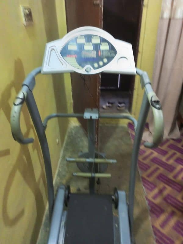 Treadmill Machine (Manual)  Gold Star Fitness USA 5