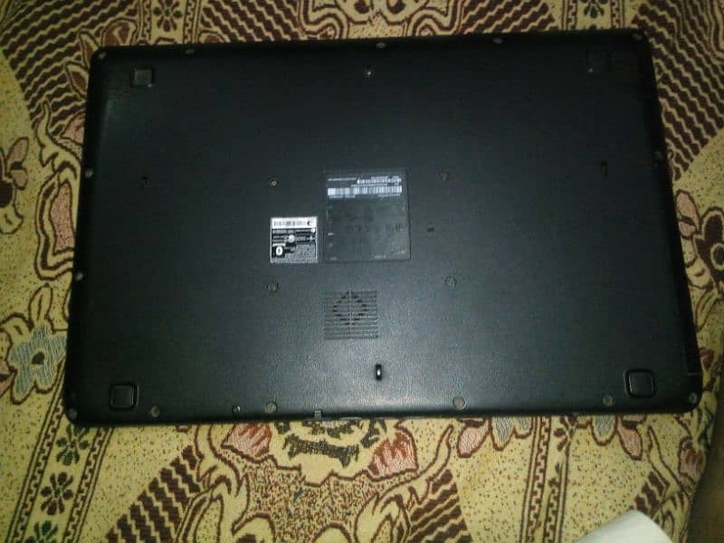 Acer aspire es1-531 laptop core I 5 3rd generation 4