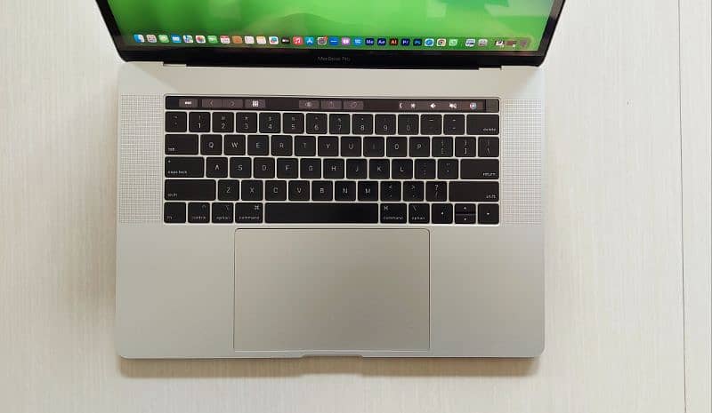 Macbook Pro 2018 | 32GB | 512GB 1