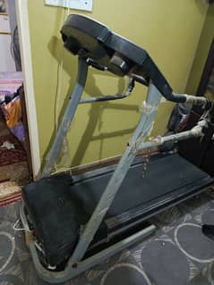 Used Folding Treadmill In Very Good Condition (Just like new)