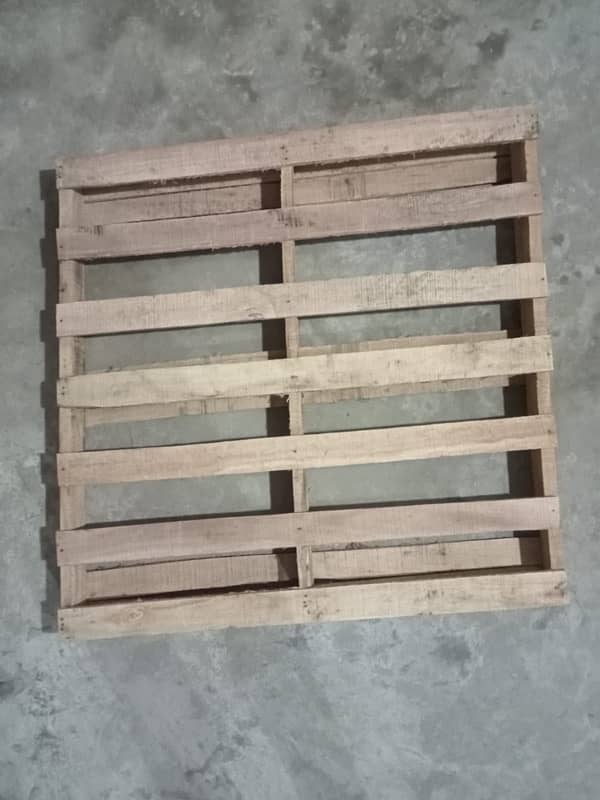 wood pallet 1