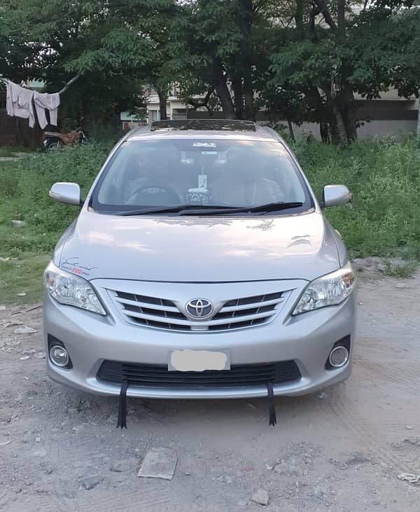 Toyota Corolla Altis 2012 1