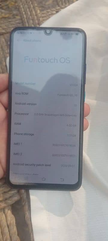 vivo s1 pro. . .  4. . . .  128 4