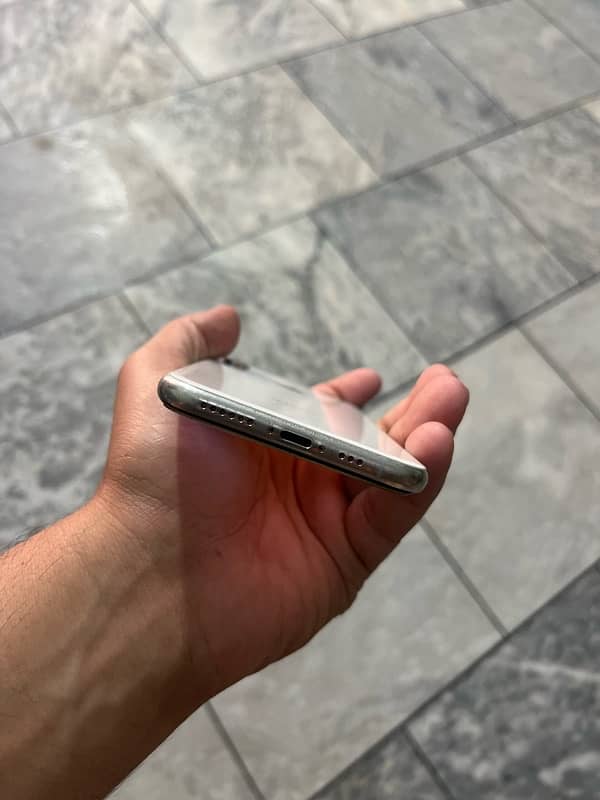 IPhone XS 256GB Non PTA 1