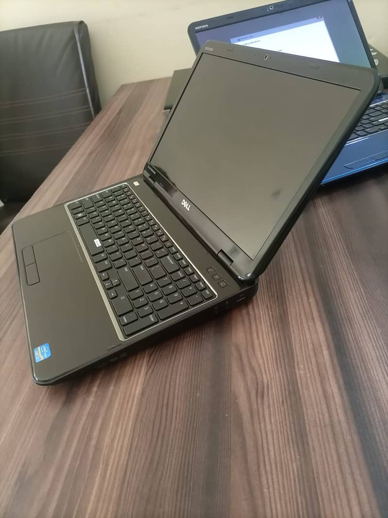 Dell Inspiron N5110. Core i5 2nd Gen 4GB Ram 320GB HDD 7200 Rpm 9