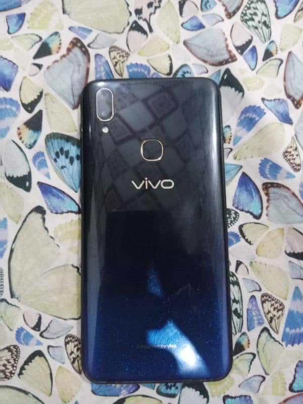 Vivo V11 4/128Gb with Box 2