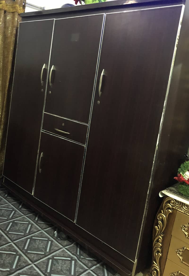 6x6 feet almari - wardrobe cupboard for sale 0