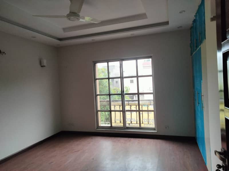 10 Marla House Sui Gas Available For Rent In Iris Block Sector C Bahria Town Lahore 9