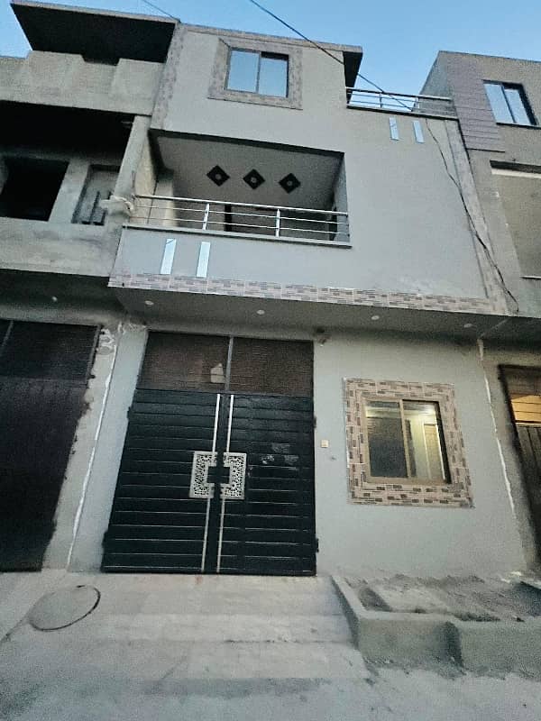 3 MARLA HOUSE FOR SALE HOT LOCATION NEAR DHA RAHBAR TOTAL PUMP PUMP 2