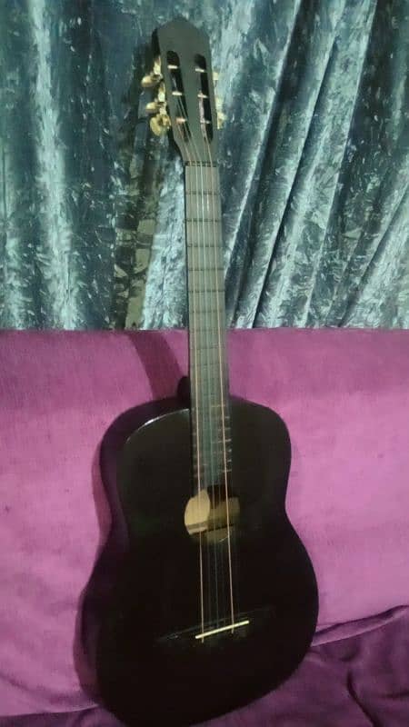 guitar all okay Good sound lush condition 4