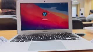 MacBook air (11 inch) early2014)