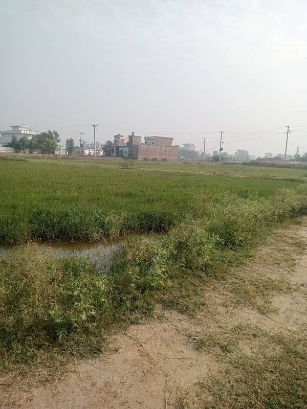 new lahore road 5.7 Marla Corner plot 2