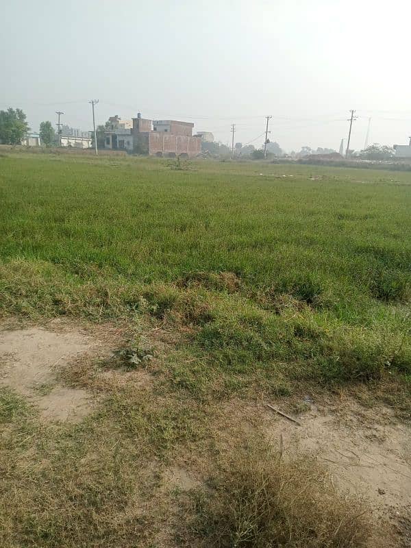 new lahore road 5.7 Marla Corner plot 4