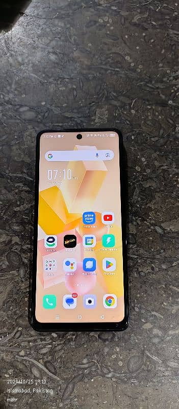 Infinix hot 40 pro 0