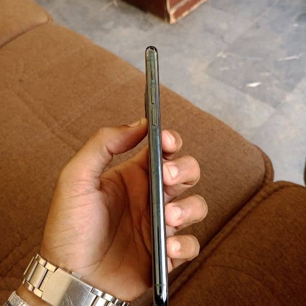 Iphone 11 pro Max Factory Unlocked For Sale 7