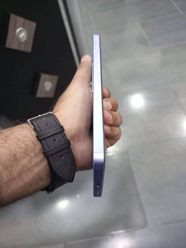 oppo reno 11f 5g 4