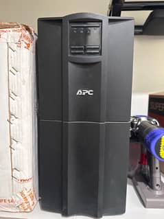 APC UPS pure sine wave with LCD display!