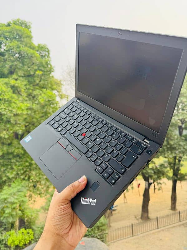 LENOVO THINKPAD X260/X270 I5 6TH GENERATION 8GB RAM 128GB SSD 10