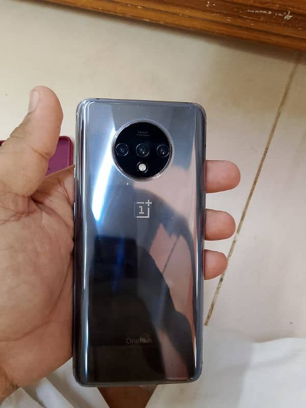 . . . one plus 7t. dual SIM pta batch approve. . condition 10By 10 0