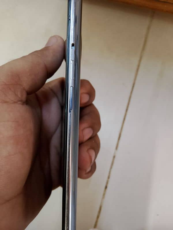 . . . one plus 7t. dual SIM pta batch approve. . condition 10By 10 3