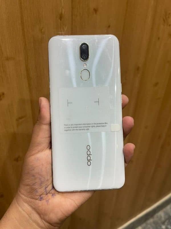 OPPO F 11 1