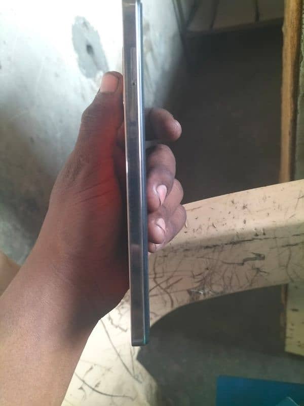 Infinix note 30 in brand new condition 5