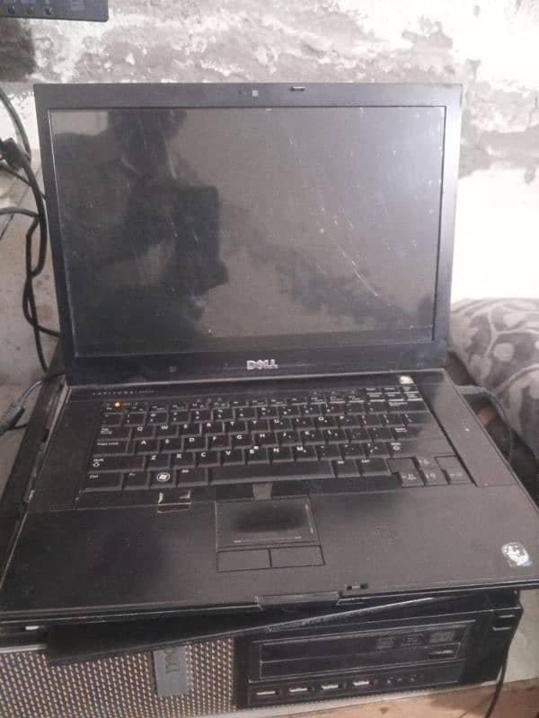 Dell core 2 laptop far sale urgent 8