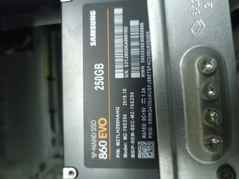 1.5 month used computer but seems like a brand new. . 4