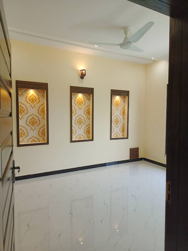 Brand new kanal upper portion for rent in G-13 islambad 2