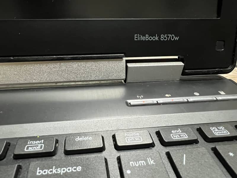 HP EliteBook 8570w for sale 1