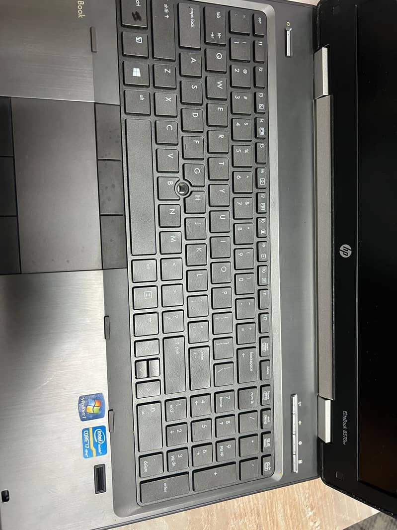 HP EliteBook 8570w for sale 2