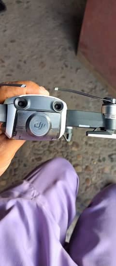 DJI