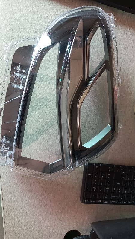 Daihatsu Tanto , Driver Side Headlight Sheesha 2