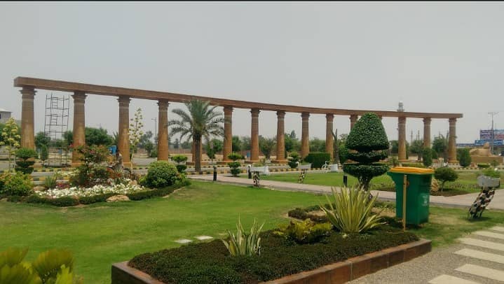 5 MARLA MOST BEAUTIFUL PRIME LOCATION RESIDENTIAL PLOT FOR SALE IN NEW LAHORE CITY PH 4. 5