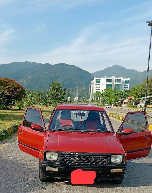 Daihatsu Charade 1983 0