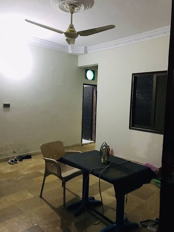 three bed dd 2nd floor portion for rent in johar 6