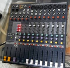 Soundcraft EFX 8 Mixer