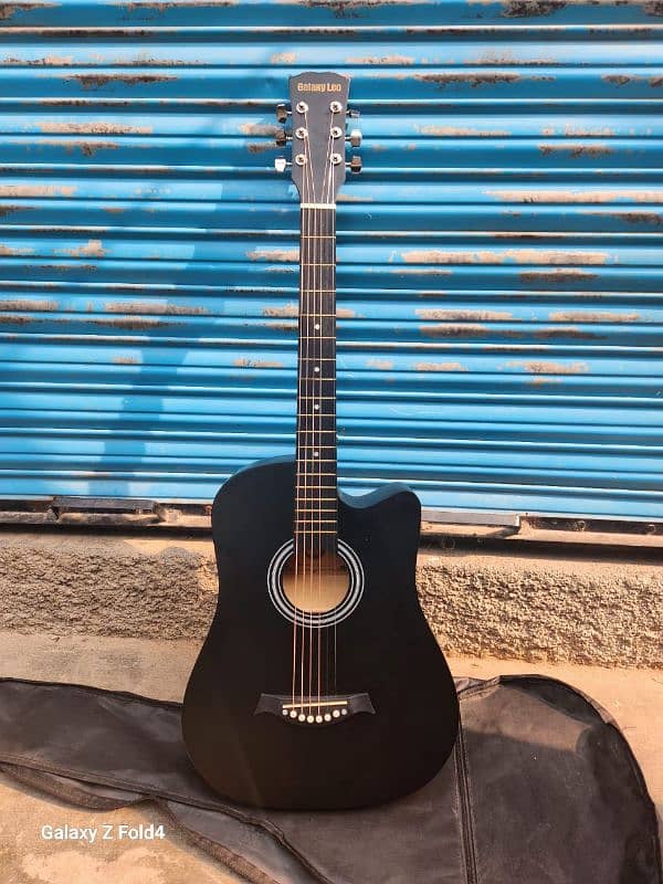 Guitar with new condition 1