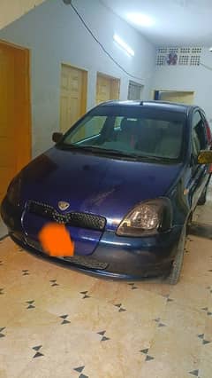 Toyota Vitz 2001