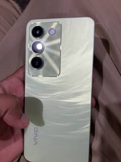 vivo y100