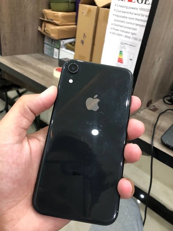 IPHONE XR NON PTA 1